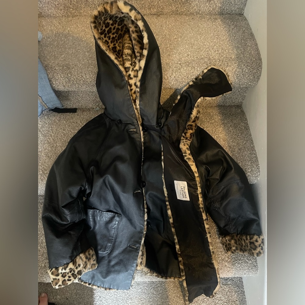 Wilson leather size 10 girls reversible leather coat with leopard fur inside